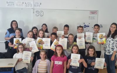 Petošolci v projektu “Policist Leon svetuje!”