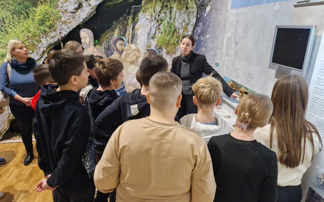 Neandertalčeva piščal in muzejski zakladi